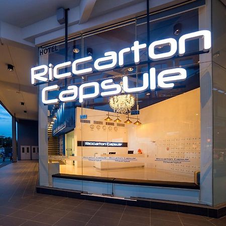 Riccarton Capsule Hotel Kuala Lumpur Exterior foto
